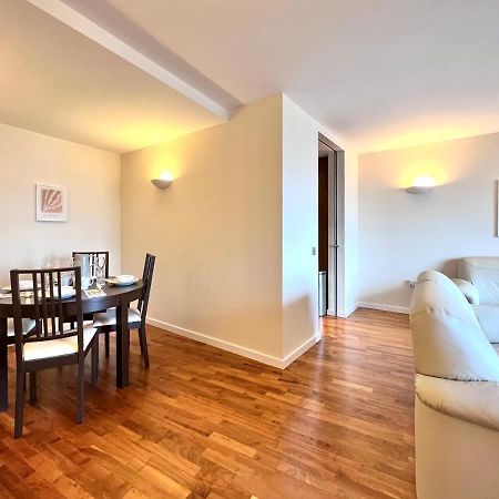 Апартаменты Fairmont Avenue E14 9Pq Лондон Экстерьер фото