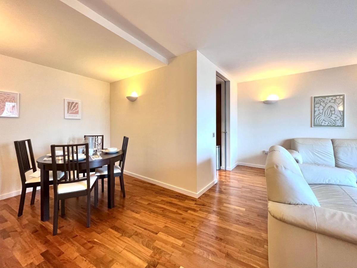 Апартаменты Fairmont Avenue E14 9Pq Лондон Экстерьер фото